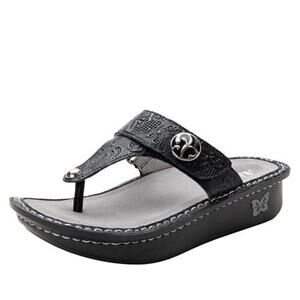 NEW Alegria Women's 8.5-9 Carina Thong Sandals Hello Doily BLACK Size 38